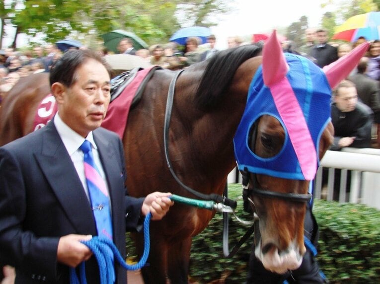 凱旋門賞レース直前のメイショウサムソンと武豊　©Satoshi Hiramatsu