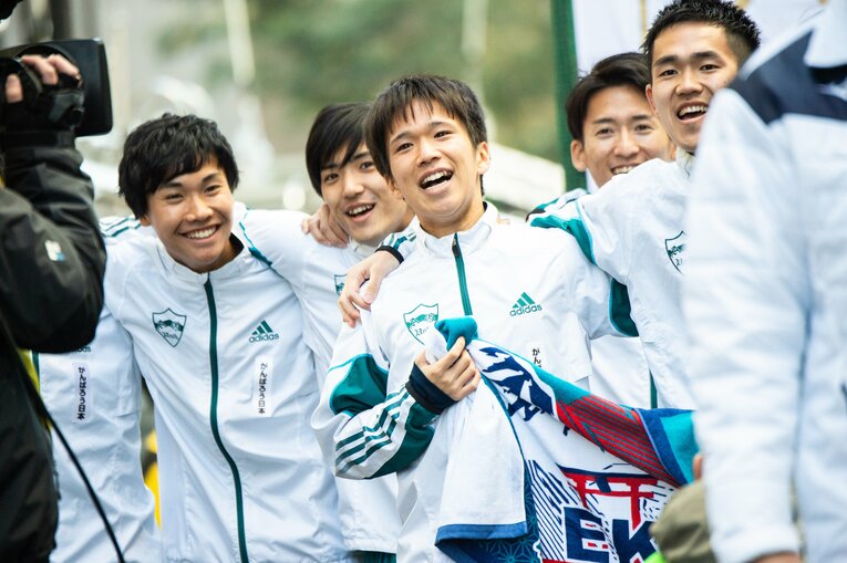 2020年、箱根を制した吉田ら青学大のメンバー　©Nanae Suzuki