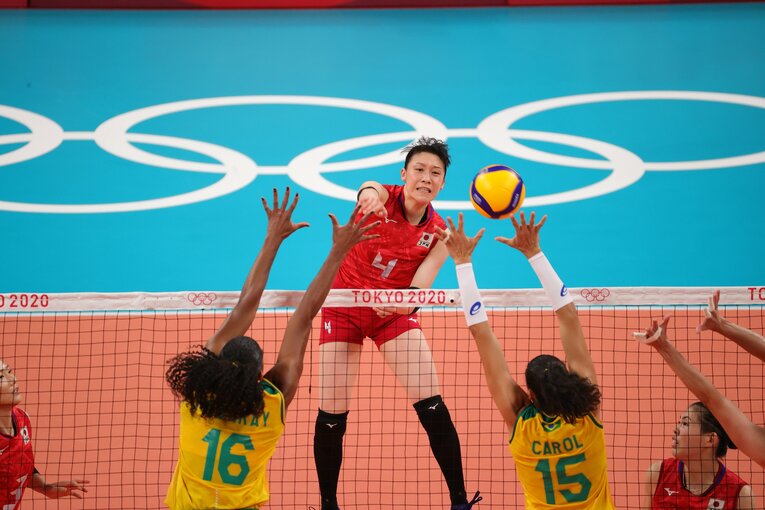 初のオリンピックに臨んでいる石川真佑。兄は男子代表キャプテンの石川祐希　©︎Takuya Matsunaga/JMPA