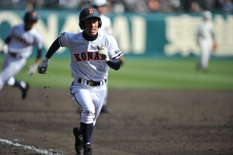 興南高校時代の島袋洋奨　©Hideki Sugiyama