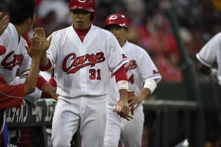 県岐阜商出身の元プロ野球選手・石原慶幸　©BUNGEISHUNJU