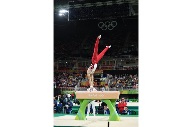 リオ五輪の内村航平 ／ photograph by Asami Enomoto/JMPA
