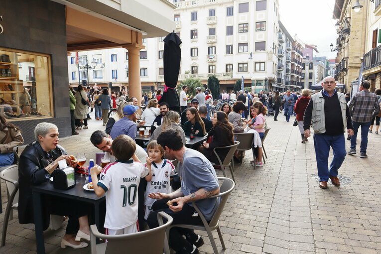 （写真は右に続きます）　©Daisuke Nakashima