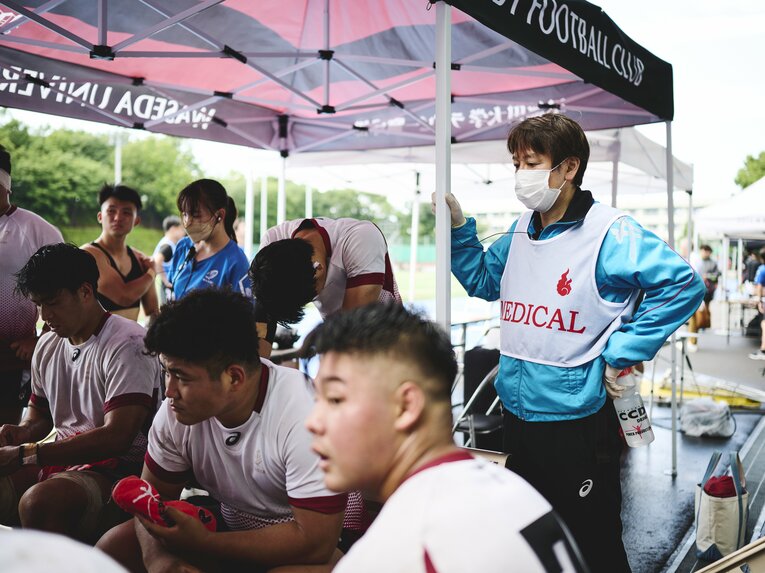 逆ヘッドタックルで倒れる学生も…名門・早稲田大学ラグビー蹴球部ドクターの1日に密着「コンタクトスポーツには不可欠」(2)