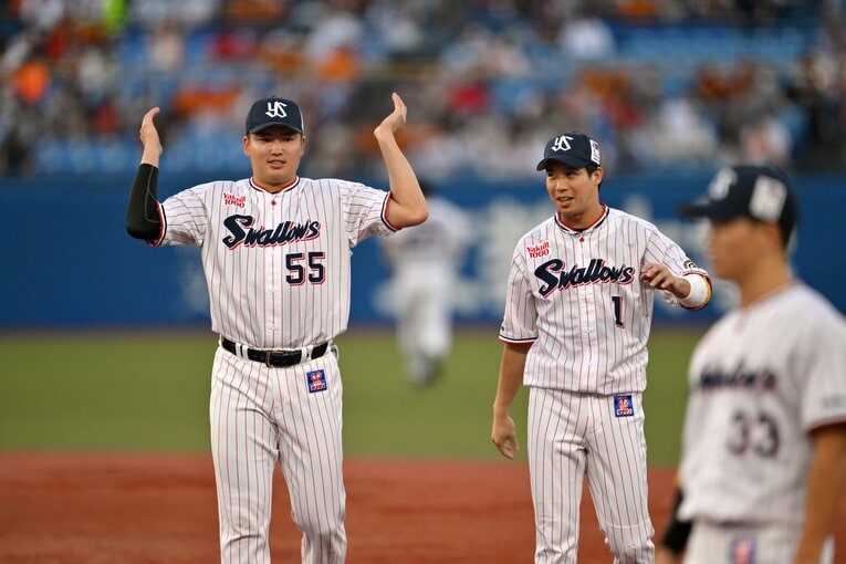 先輩後輩関係なく言い合える雰囲気もヤクルトの特徴だ ©Hideki Sugiyama