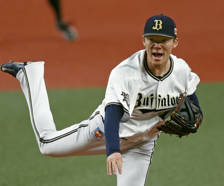 日本シリーズ第1戦の先発が予想される山本由伸。奥川との対戦は実現なるか　©Kyodo News
