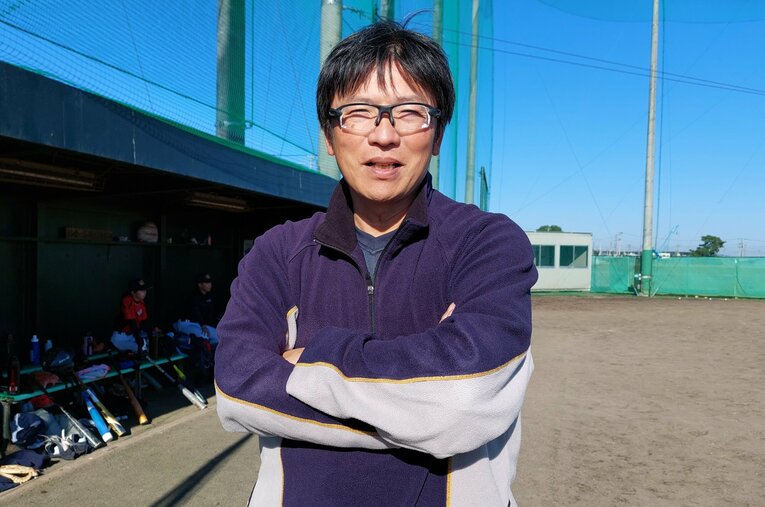 学校では社会科の教諭を務める千葉監督。監督とはいえ「進路指導も普通にガンガンやります」という　©NumberWeb