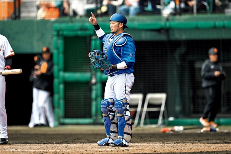 戸柱恭孝（とばしら・やすたか）／1990年4月11日生、鹿児島県出身。鹿屋中央高、駒大、NTT西日本を経て、2016年にドラフト4位でベイスターズ入団。1年目から124試合に出場し、'17年には日本シリーズ進出に貢献。昨季はCSでMVPを獲得した。179cm、90kg ©︎Nanae Suzuki