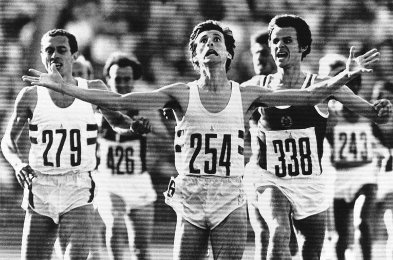 モスクワ五輪、男子1500メートルで優勝したセバスチャン・コー（イギリス）のゴール。サッチャー首相の勧告に反し、イギリスの選手たちはモスクワ五輪に参加した ／ photograph by KYODO