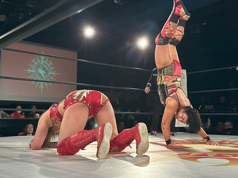 SareeeVS.里村明衣子　©Norihiro Hashimoto