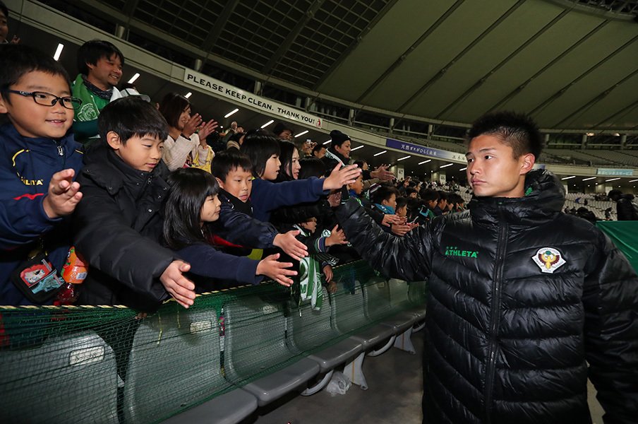 ヴェルディ昇格へ内田達也が躍る J2でも 今野レベル のプレー基準を Jリーグ Number Web ナンバー