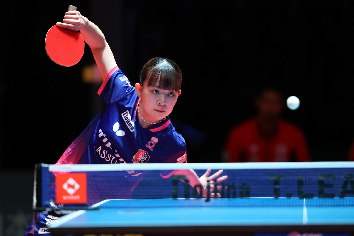 Tリーグ九州カリーナでプレーする小林　©AFLO