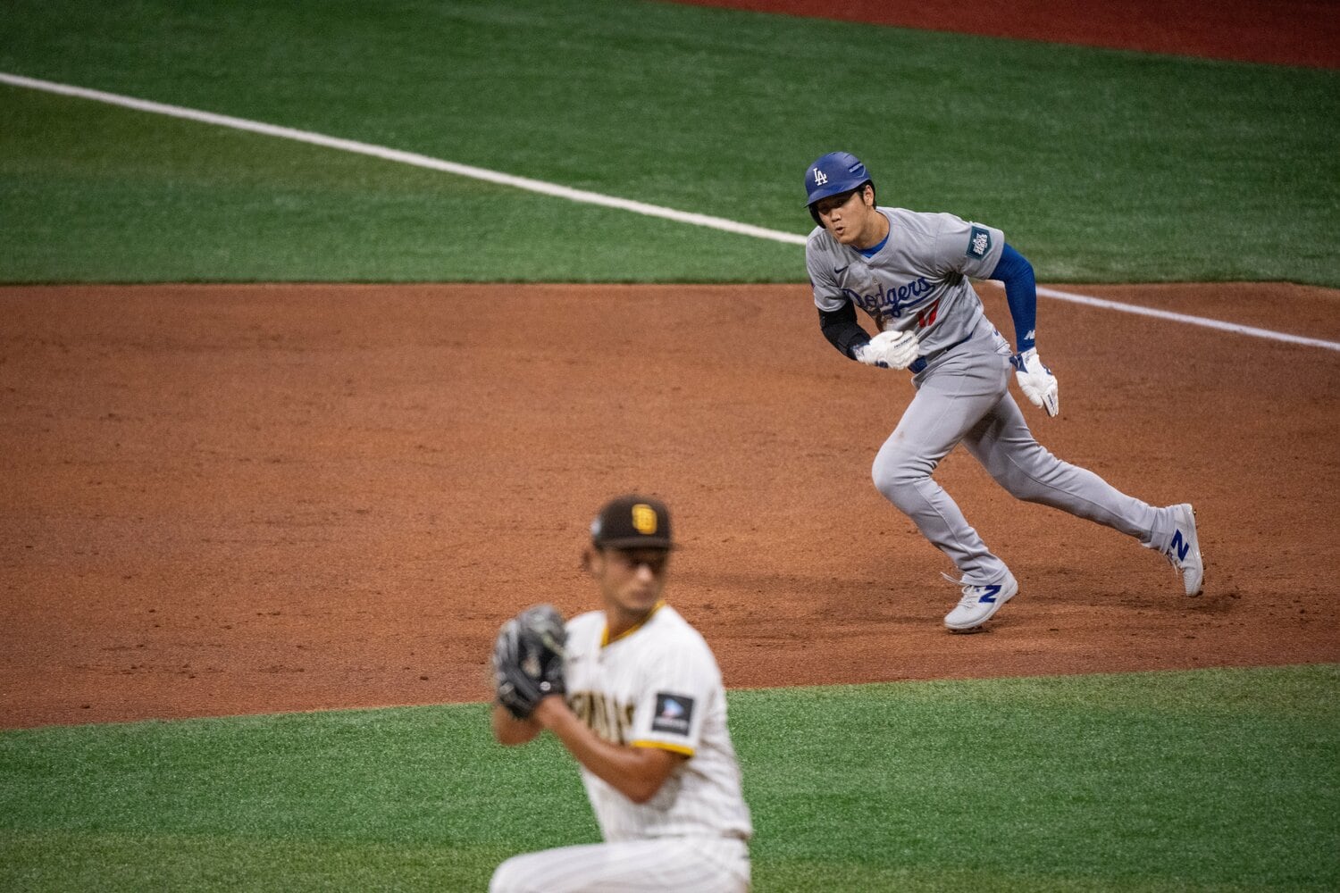 開幕戦、ダルビッシュ有から決めた今季初スチール。ここから高い成功率で40盗塁に到達した　©Nanae Suzuki