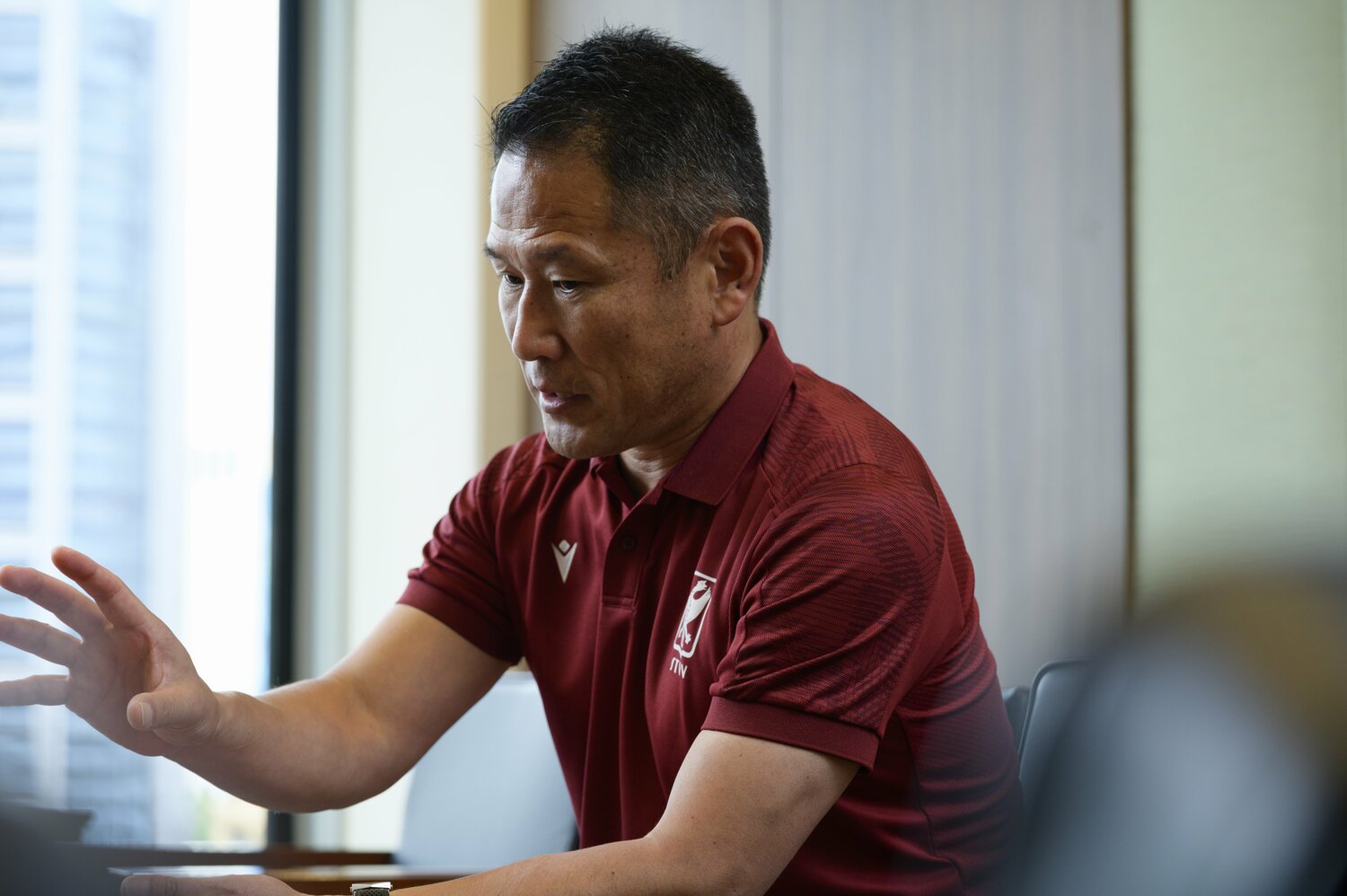 高野さんはアジア人で初めてイングランドサッカー協会公認プロライセンスを取得した ©Hirofumi Kamaya