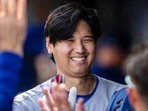 「オオタニはずっと親切なんだ」ドジャース大谷翔平と“同学年”苦悩スコットがニコニコ、米国人記者は「本塁打王の評価…人によって違うよね」