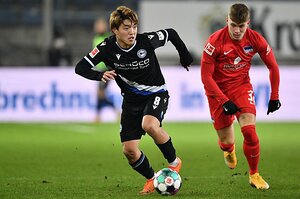 堂安律がビーレフェルトでPKを任されるほどに信頼される2つの理由　“総予算最下位クラブ”での理想とは