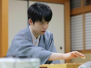藤井聡太は21歳で永世資格を獲得したが「大山康晴戦から12日後…山田道美、36歳の死」「羽生善治“七冠”が崩れた日」棋聖戦の死闘史