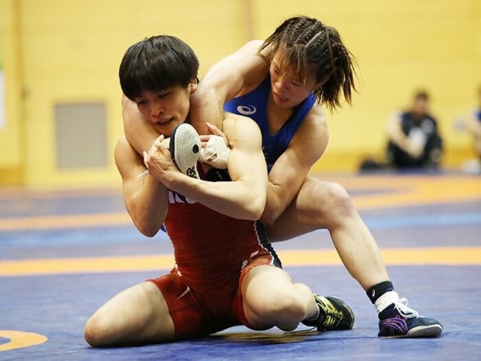女子レスリング史上最大の一騎打ち。川井梨紗子を強くした伊調馨の挑戦。<Number Web> photograph by YUTAKA/AFLO SPORT