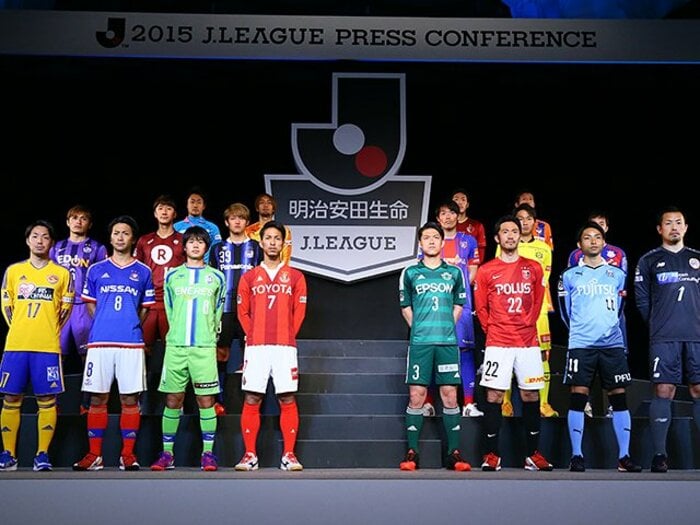 J1全18クラブ、移籍&近況総まとめ。 2ステージ制の2015年を読む!(上)<Number Web> photograph by AFLO SPORT