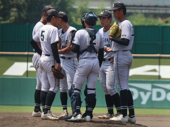 センバツ王者・大阪桐蔭を破った大阪立命館ってどんなチーム？“大金星”の次戦で敗戦も…涙の主将は「桐蔭にも勝てることを下級生に背中で示せた」＜Number Web＞ photograph by Fumi Sawai
