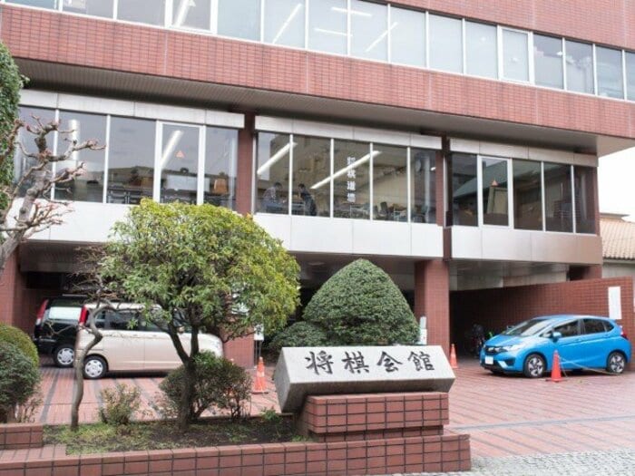 「忘れようと思いました」10年前 “3.11の決戦” 屋敷伸之vs松尾歩、敗者が失った“途轍もなく大きな何か”とは<Number Web> photograph by Nanae Suzuki