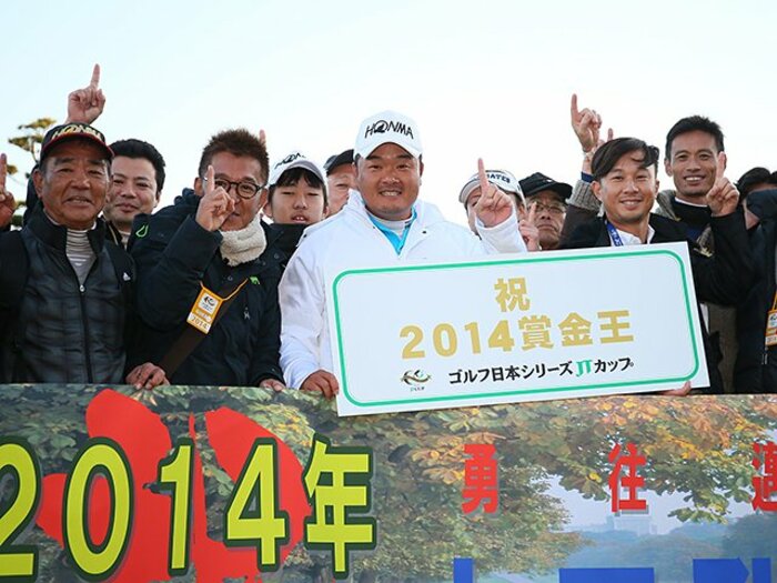 賞金王・小田孔明の「屈辱と激情」。負け犬、ケンカ、そして石川遼――。＜Number Web＞ photograph by AFLO