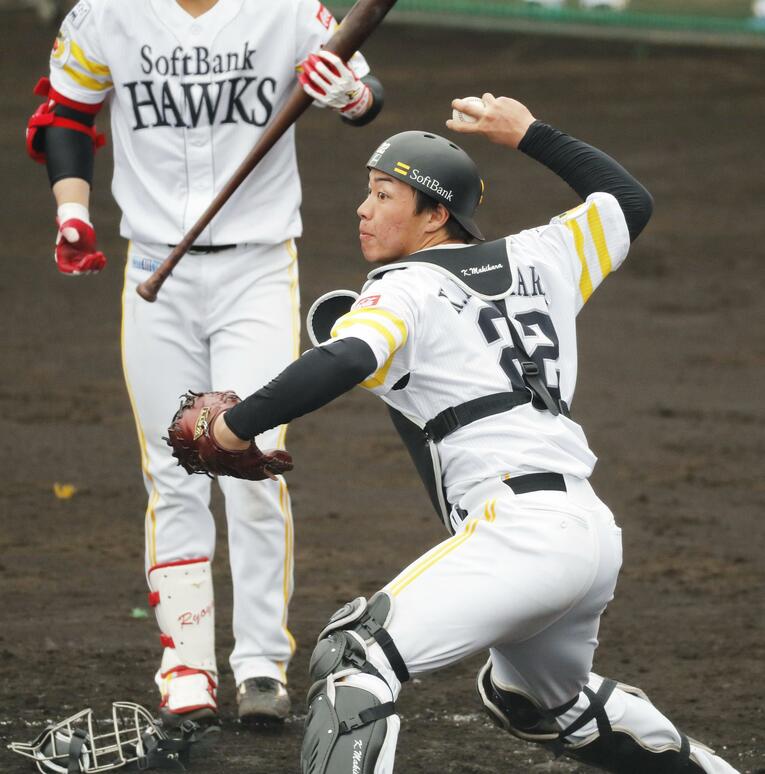 こちらが昨年ドラフト3位でソフトバンク入りした牧原巧汰（日大藤沢高出身）　©KYODO