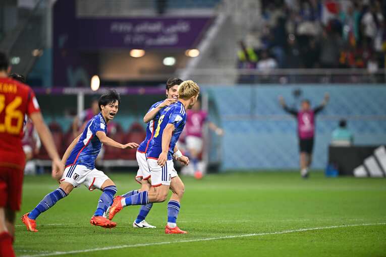 堂安のゴールシーン　©Takuya Kaneko/JMPA