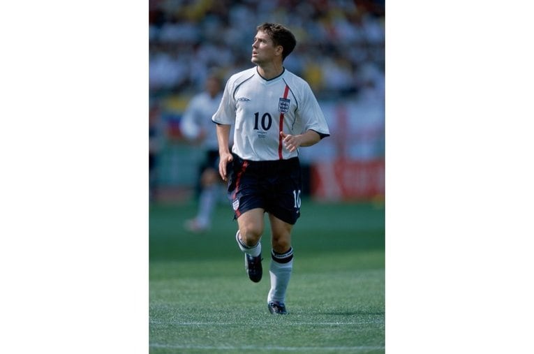 日韓W杯のオーウェン©Sports Graphic Number/JMPA