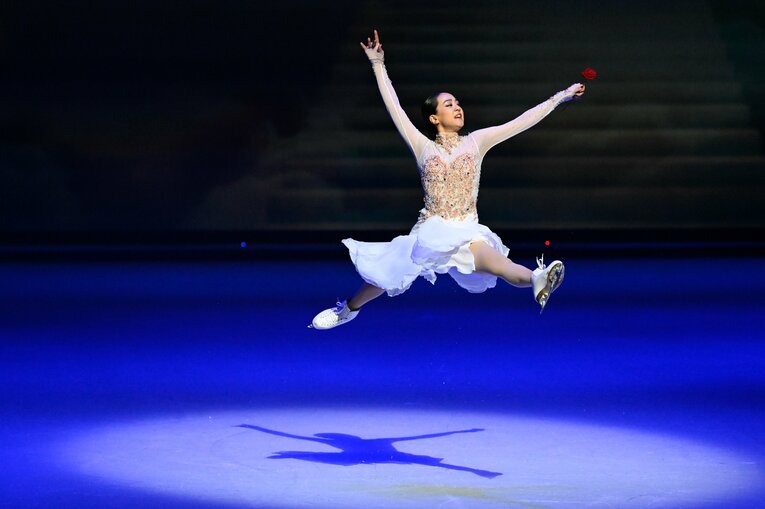 「母への永遠の愛を滑りたいな」浅田真央が明かすアイスショー『Everlasting33』に込めた“愛”「誰も見たことのない景色を届けたい」(40)