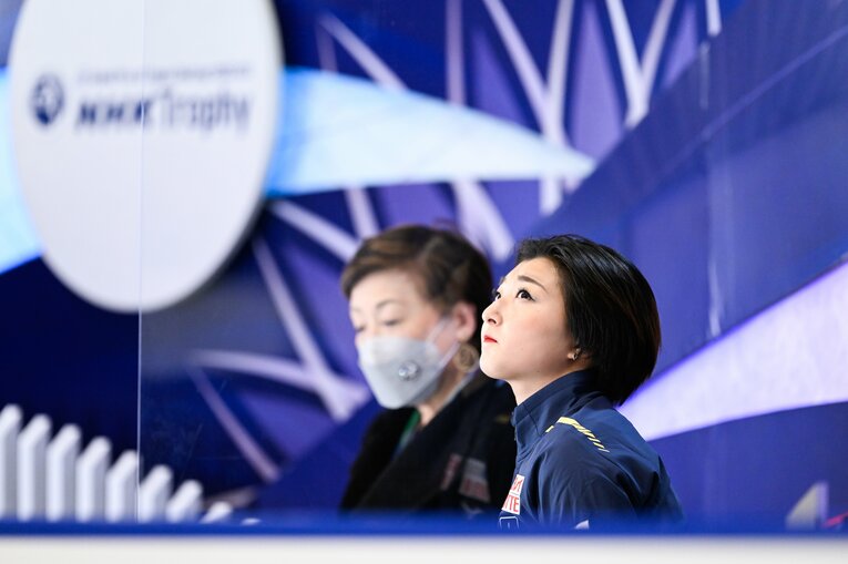 「天使と悪魔が戦ってて…」世界女王・坂本花織22歳が五輪メダル後のシーズンで抱える葛藤「今季あらゆる場面で、悪魔が言うんです」(26)
