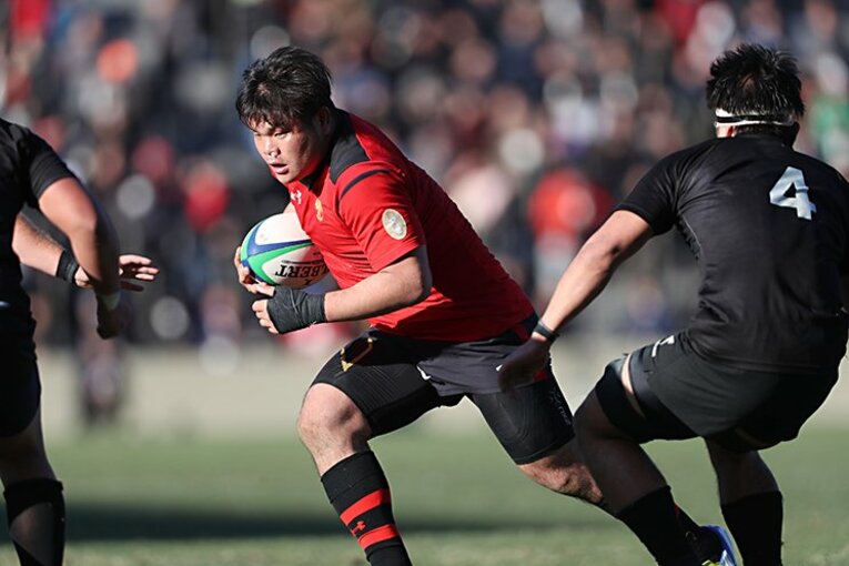 帝京大時代の岡本。昨季のトップリーグではNTTドコモ戦で「1番」をつけた　©Jun Tsukida/AFLO SPORT