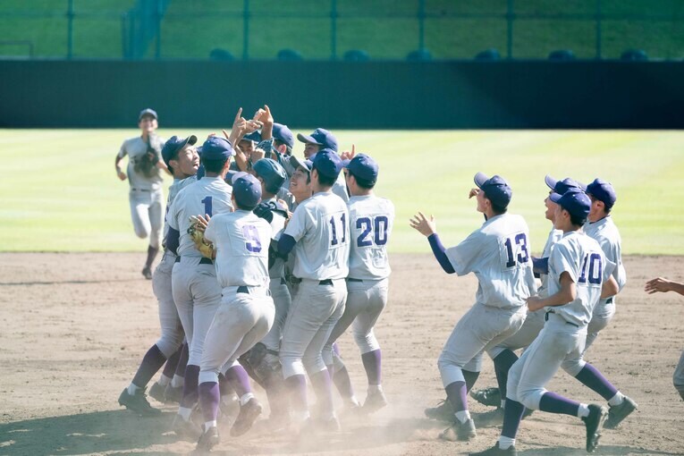 【大船渡ー花巻東／2019年岩手大会決勝】佐々木朗希の登板回避は大論争を巻き起こした　©Asami Enomoto