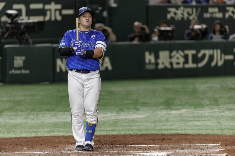 初めて胸につけたキャプテンマークの重圧に想像以上に苦しんだという昨季の牧　©Kiichi Matsumoto