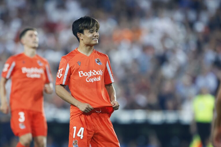 「僕はどうなるか分からないんですけど」久保建英がスペイン強豪“移籍の噂”にポツリ「街中は酷暑45度」開幕戦ゴール後に見え隠れした気持ち(13)