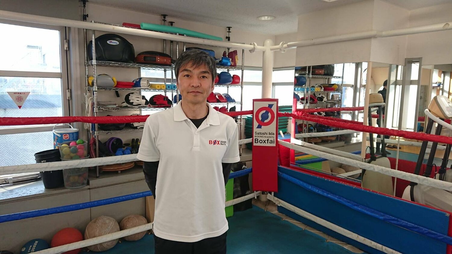 元WBA世界スーパーフライ級王者の飯田覚士氏。今回の井上vs.タパレスを徹底解説してもらった　©︎Toshio Ninomiya