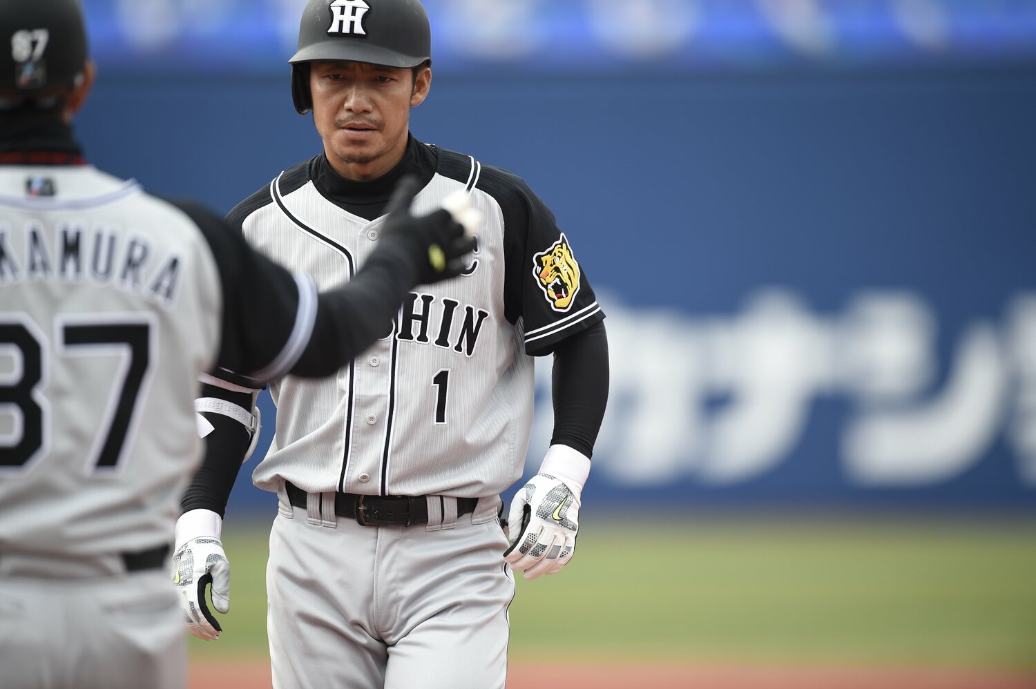 岡田監督が「今後10年間、ショートを任せられる選手だ」と感じたという鳥谷　©BUNGEISHUNJU