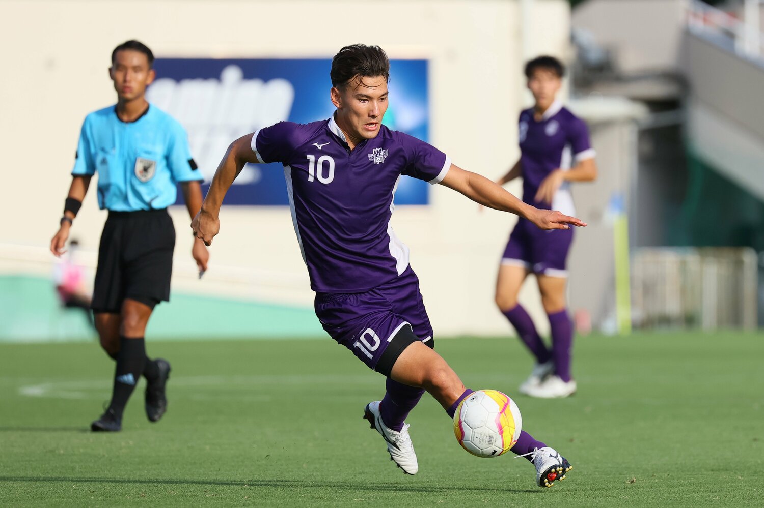 明治大時代の佐藤　©AFLO SPORT