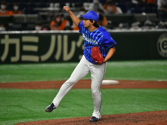 開幕投手→先発失格→クローザー、難病との戦い「全部やった」…前DeNA三嶋一輝が構想外から現役続行めざすわけ「嫁さんが“もっと粘って”って」＜Number Web＞ photograph by Hideki Sugiyama