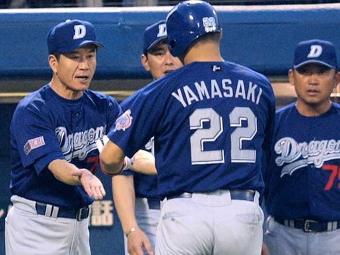 「3年間タダ飯…申し訳ない」家を建てたのに“山田久志と確執”でトレード志願「じつはオリックスと年俸を折半」山崎武司の中日電撃退団ウラ話＜Number Web＞ photograph by Kyodo News