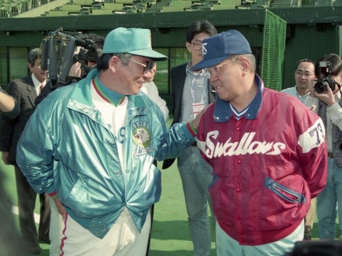 93年日本シリーズ第7戦、野村克也は黄色から“ピンクのパンツ”にはきかえた「ゲンを担いで少しでも不安が取り除かれるのなら…」＜Number Web＞ photograph by Sankei Shimbun