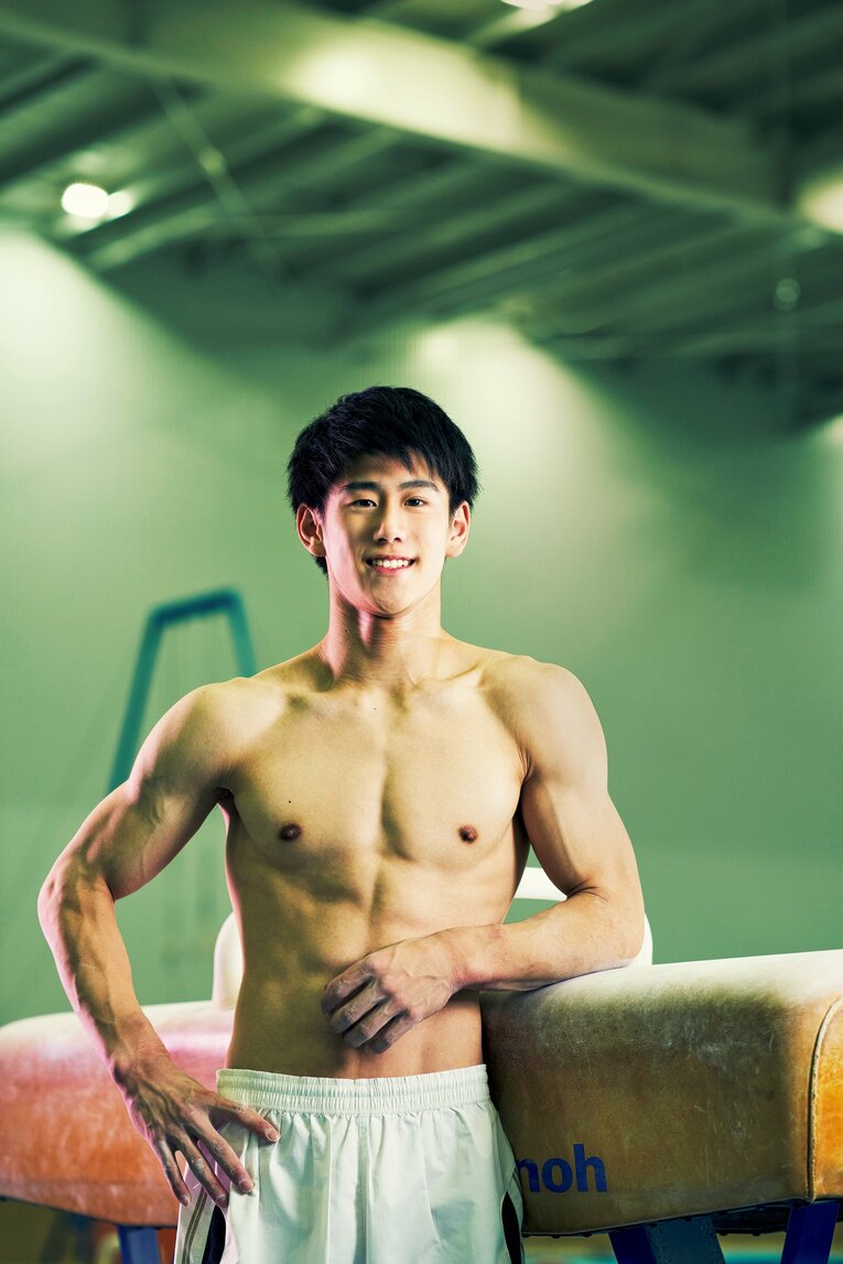 小柄な大学生がジャージを脱ぐと…体操・橋本大輝の圧倒的な練習量と肉体美「強気じゃないと、勝てないかな」(2)