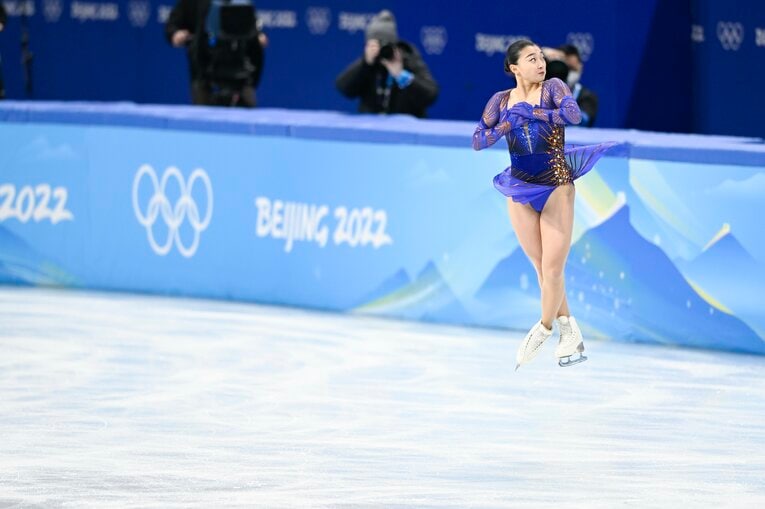 「泣いてる場合じゃない」新女王・坂本花織と中野コーチが守った“フィギュアの品格” 「20年前のスケート」発言のタラソワへ伝えたいこと(23)