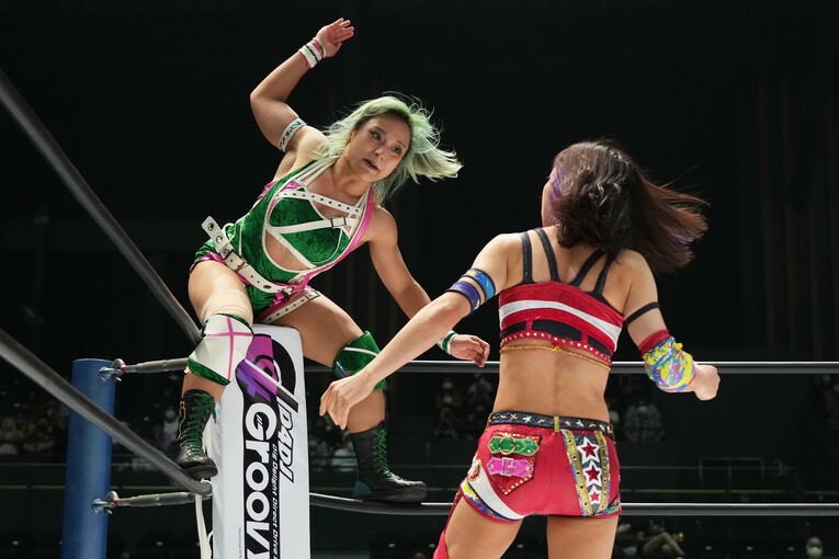 スターダム屈指の肉体派レスラー・飯田沙耶25歳の運命を変えた“推しと筋肉”「もう、制御しなくていいんだ」《特別グラビア》(34)