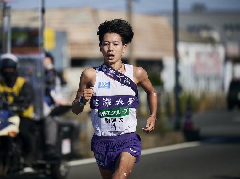 全日本駅伝、3区で16位から8位まで挽回を見せた伊藤（3年）　©Yuki Suenaga