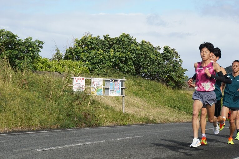 【1月の鹿児島合宿の様子…吉居大和＆徳之島ののカット集】©Number Web