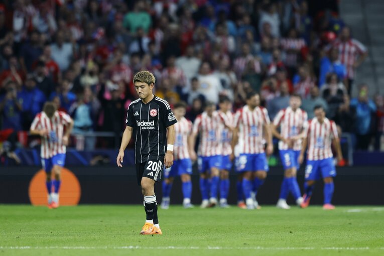 「ドウアンを撮りに来たんだろ？」CL大量失点に少しイラ立った後のブラジル撃破「僕がWBにいたままで」万能の日本代表MF堂安律は欧州でも評判(4)