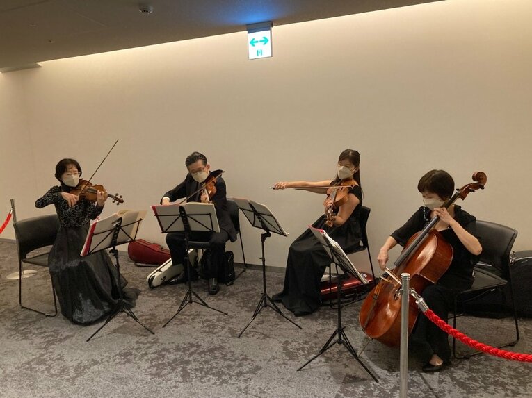 クラシック音楽が生演奏されていた