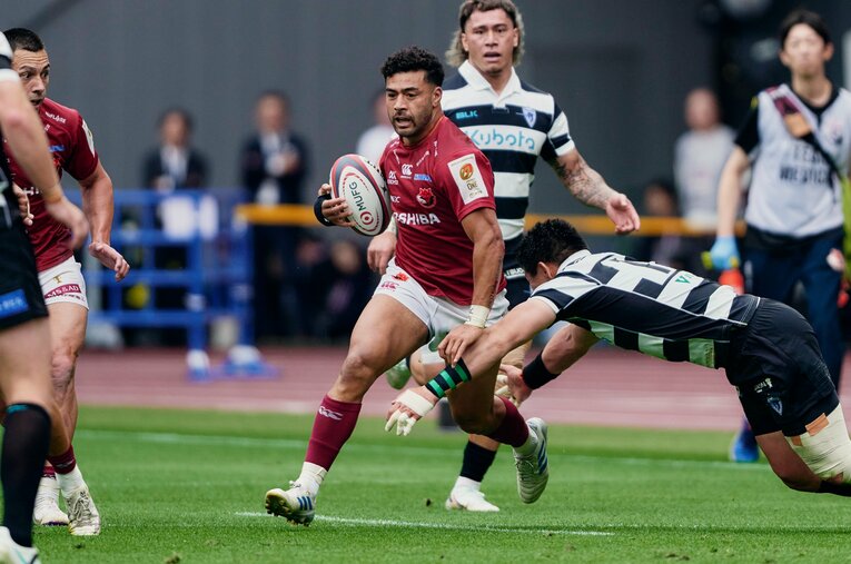 決勝では獅子奮迅の活躍を見せたモウンガだったが、試合後には「まさかの事実」が！　©Yuki Suenaga