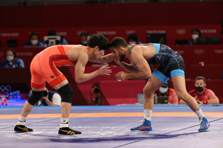 乙黒拓斗（22）は強者ゆえの「包囲網」にも負けず…“ポーカーフェイス”が雄叫びを上げた日《レスリング金メダル》(14)